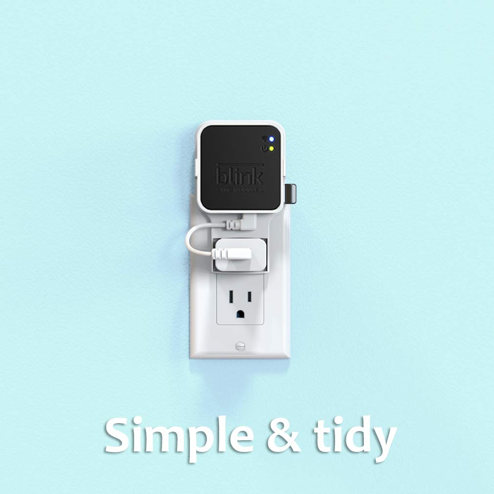 256GB USB Flash Drive with Outlet Wall Mount C28570