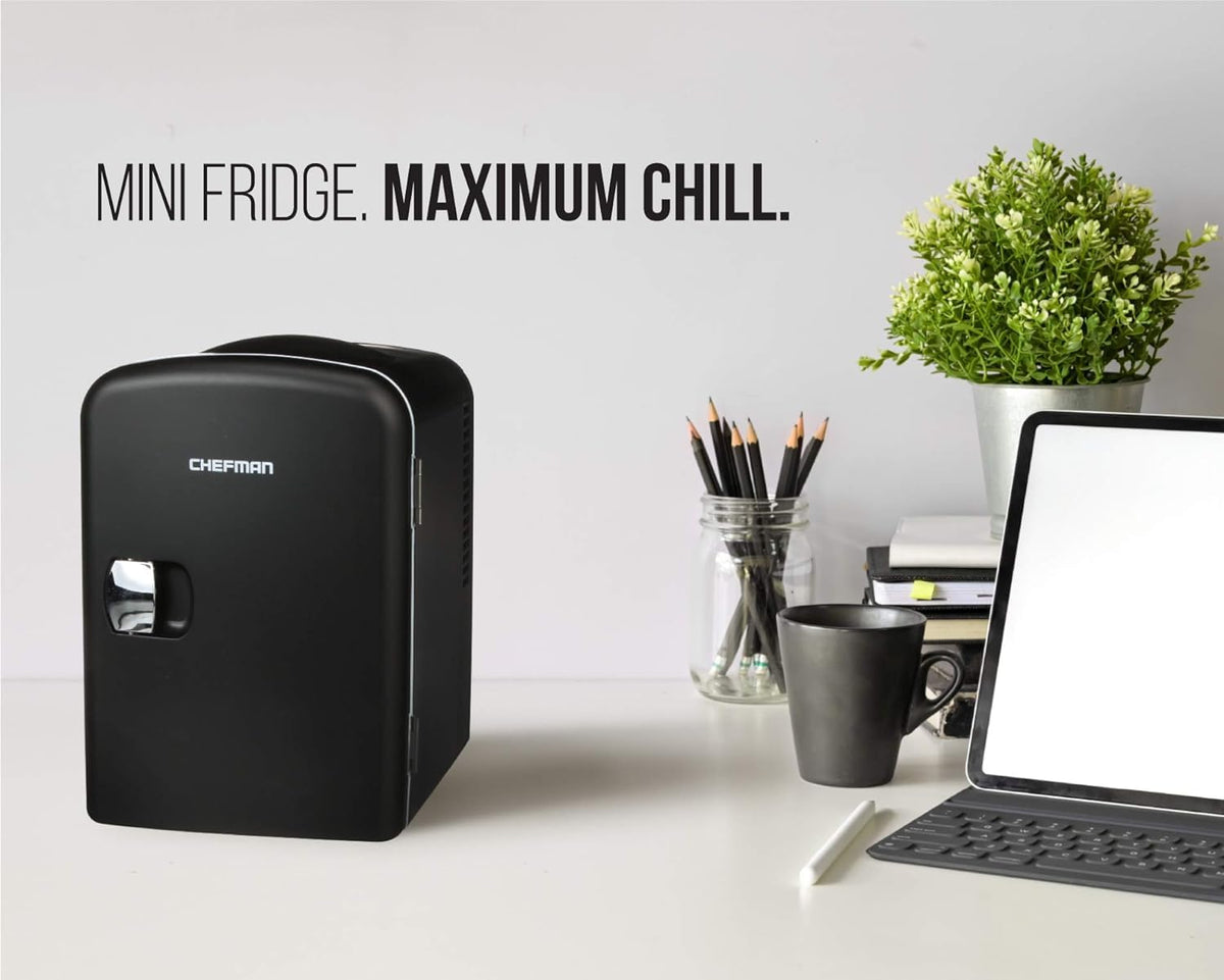 Black Portable Mini Fridge 4-liter G87376