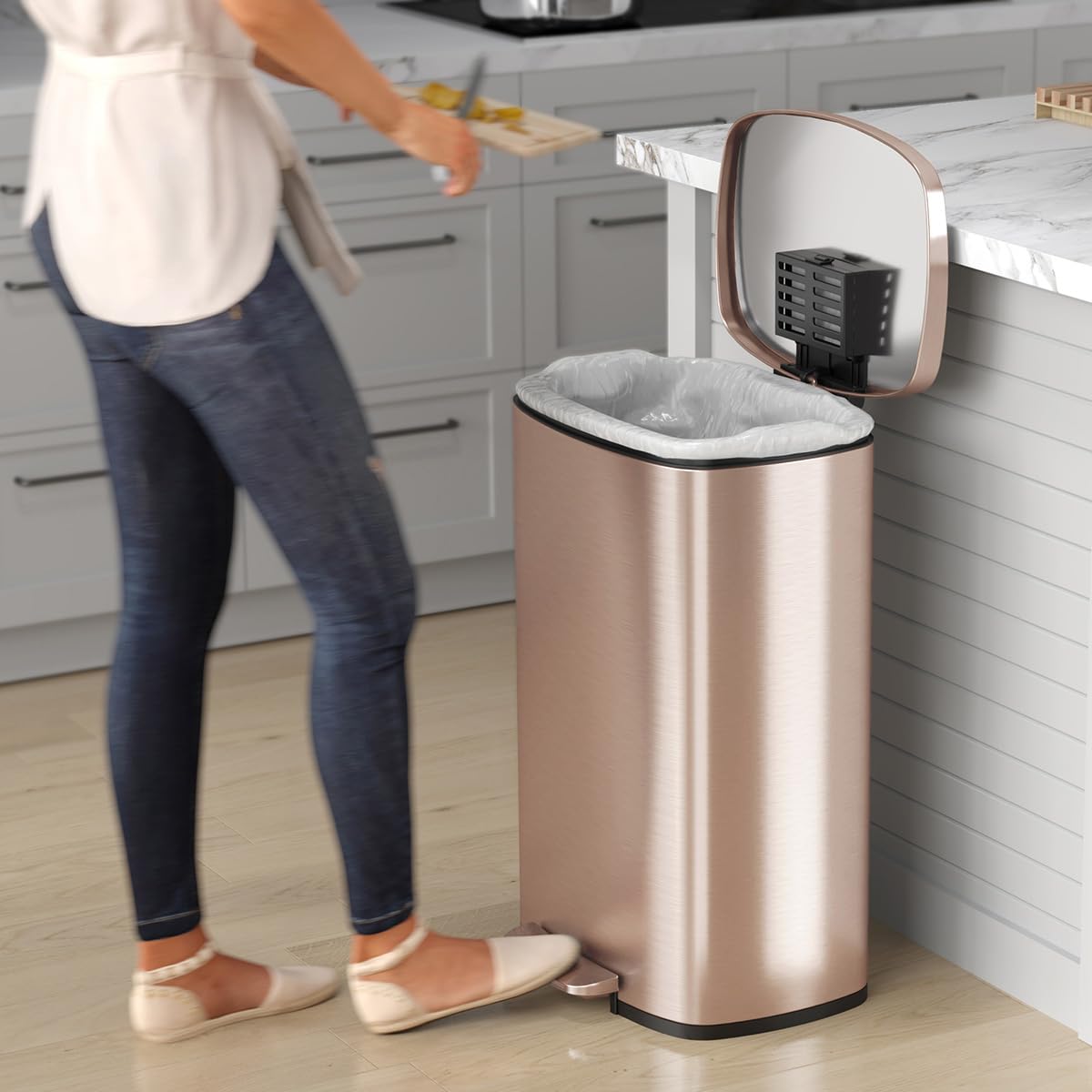 13.2 Gallon Stainless Steel Step Trash Can with Lid L788