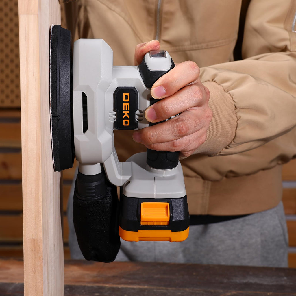 Cordless Detail Sander with Dust Collector Z42776