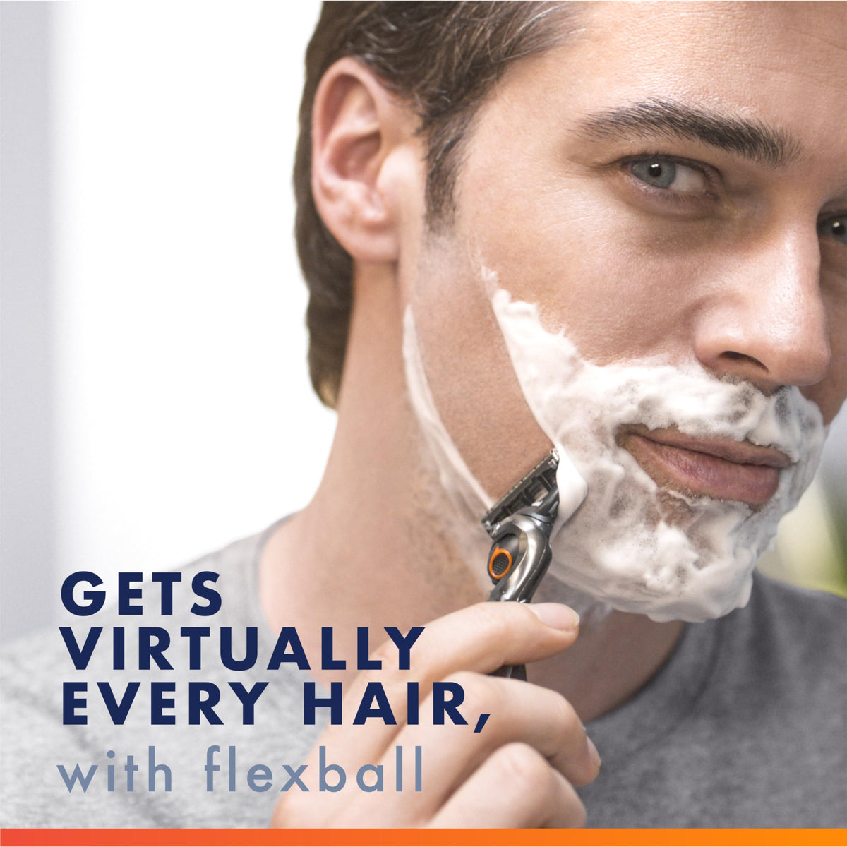 Shaving Razor with 8 Blade Refills G339328